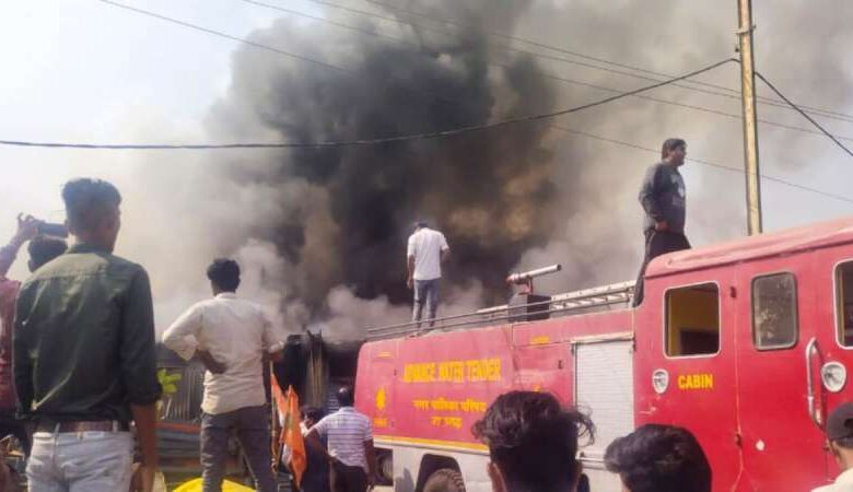 22 11 2023 rajgarh fire in tenthouse 2151