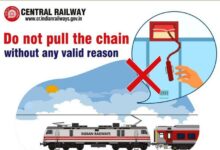 alarm chain pulling indian railways 1