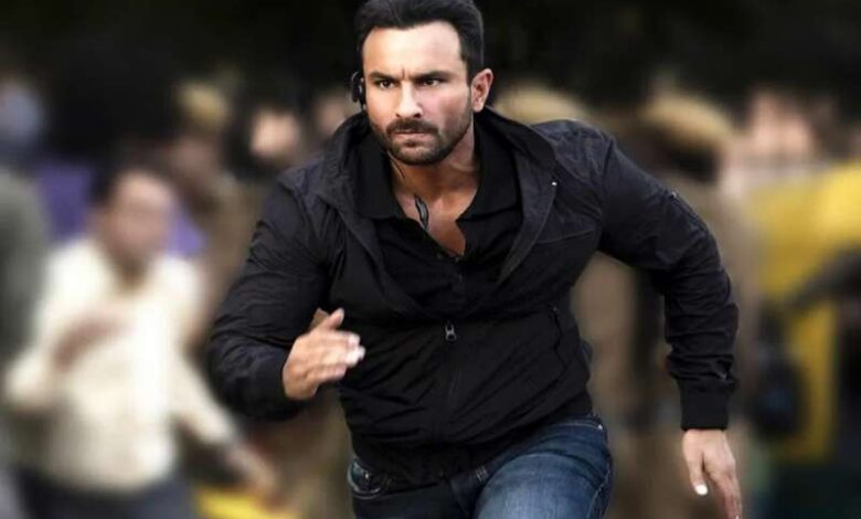 Bollywood actor Saif Ali Khan attacked with a knife 2