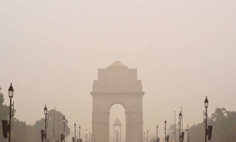Icy wind and fog in delhi NCR