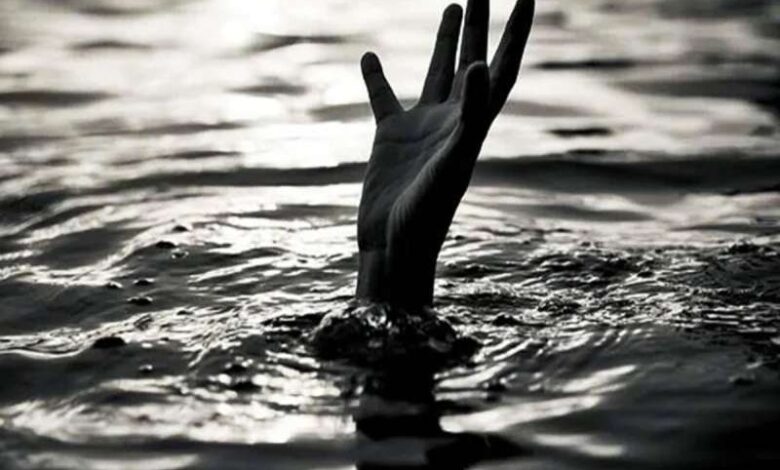 Indore A minor who had gone for a picnic died a painful death by drowning in a pond