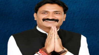 Jeetu Yadav After his brother s arrest Jeetu Yadav reached the police station 1