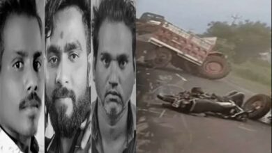 Tremendous collision between tractor and bike 3 bike riding friends died khandwa 2