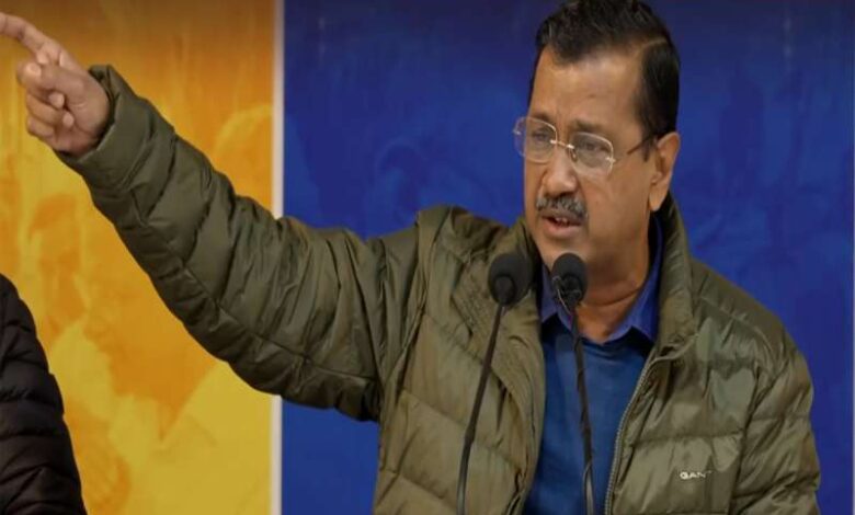 Arvind Kejriwal s Kejriwal s press conference in Delhi presented two models for the public 3