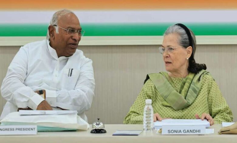 Mallikarjun Kharge Sonia Gandhi 2