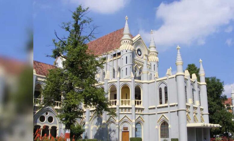 High Court mp 200 1 A 78