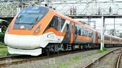 Vande Bharat Express 73 4 1